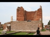 06968 ostia - regio i - forum - kapitol - juno + jupiter + minerva.jpg